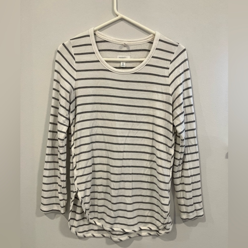 Medium Grey & White Long Sleeve